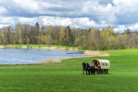 paleis boerderij accommodatie appartementen kamers ontspanning in Mazurië Polen