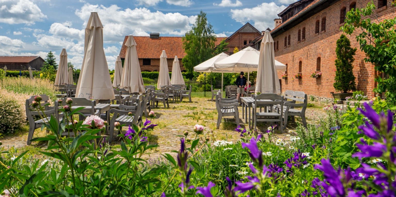 paleis boerderij accommodatie appartementen kamers ontspanning in Mazurië Polen